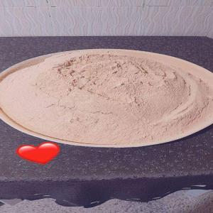  Farine De Blé - lait et produits laitiers c'est de la farine de blé la farine de blé est bonne pour le chocolat,  la confiture ou pour la base en arabe. elle est bonne pour les enfants et contribue à la croissance des os. j'ai une marchandise à la livre