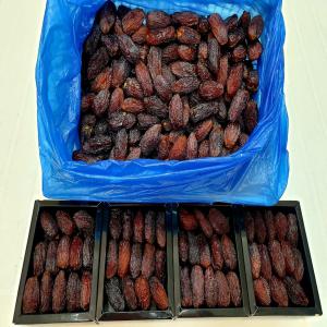 Supply Dried Fruits (dates) - roasted seeds and nuts hi dear, --egyptian trading ,  manufacturing,  out sourcing  company,  our duns--we are leader and specialized in food stuff,  as we are trader for dry fruits as  peanuts,  raisins,   dates,  semi dry and  wet dates as madjool or medjool,  siwa dates palm,  and all related products extracted from dates as dat