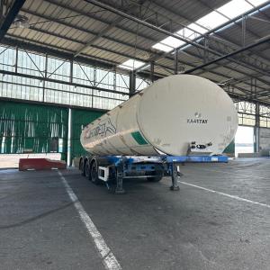  27 Tonnes Huile D'olive - huiles vendu par lr company--nous proposons à la vente des citernes de 27 tonnes d'huile d'olive extra vierge de haute qualité,  origine algérie,  disponibles sur le port de marseille.--caractéristiques ---•	huile d'olive extra vierge avec analyses et documents officiels disponibl