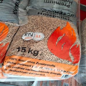  Pellets De Bois - bois charbon fibre le produit que nous offrons est comme suit pellets de bois haut de gamme enplusa1/dinplus calorifiques (= 5 kwh/kg). un taux d’humidit&eacute; faible (≤ &agrave; 8%) taux de cendres (≤ &agrave; 0 4%). ddiam&egrave;tre 6 8mm. longueur 3 15cm 4 0cm. le pellets sont disponibles en