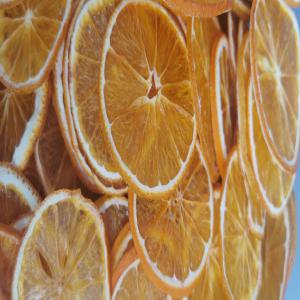  Agrumes Déshydraté - fruits et légumes nous produisons des fruits deshydratés (majoritairement des agrumes) pour utilisation en decoration de cocktail. nos fruits sont deshydratés à basse temperature et conditioné en boite hermetique. --detail sur demande