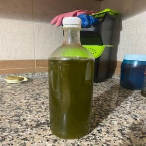  Huile D'olive Extra Vierge De Qualité Supérie - huiles découvrez notre huile d'olive extra vierge,  pressée à froid pour conserver toute la richesse de ses arômes et ses bienfaits naturels. issue de plantations soigneusement sélectionnées,  chaque goutte est le fruit d'une récolte manuelle et d'un savoir-fai