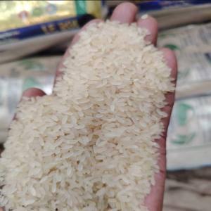  Riz India Paraboiled 5% - féculents bonjour,  offre urgente 2000mt de rice paraboiled 5% brisure disponible au port de abidjan - côte divoire déjà dédouané. vérification physique paiement en cash ou via virement mt103. offre disponible 72h,  nous contactez uniquement pour un acheteur pret. 