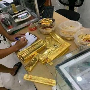  Gold,diamond,red Mercury - other we best sell our gold red mercury and diamond at affordable price gold 22ct + diamond vvi1 and vvi2 mercury 20/20 density please do not hesitate to contact our watsapp