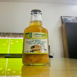  Jus D'ananas Naturel ,ananas Gingembre Etc - jus concentré sirop recherche distributeurs partenaires dans le monde entier  pour jus d ananas naturel avec des vertus médicinales --les différents parfums disponible sont - --- ananas naturel---  ananas gingembre ---  ananas gingembre eucalyptus ---  ananas pastèque betterave ---  ananas tchiayo-