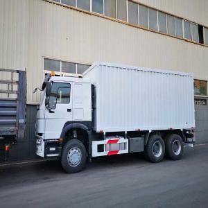  Camion Avec Équipements Complets - matériels machines -description - -nouveau cargo box -nouveaux pneus et roues -nouveau réservoir de carburant -nouveau réservoir d'eau -nouvelle batterie -nouvel établi dans la cabine -nouveaux sièges et nouveau couchage -volant (à l'exclusion du tableau de bord) -remise à neu
