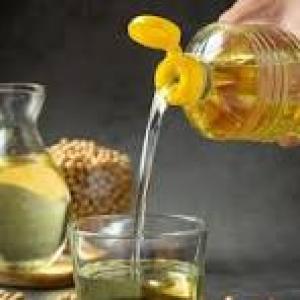  Huile De Tournesol Raffine - huiles nous sommes ravis de vous proposer de l huile de tournesol et de l huile de maïs de qualit&eacute; sup&eacute;rieure,  adapt&eacute;es &agrave; tous vos besoins culinaires ou industriels.----caract&eacute;ristiques des produits ---huile de tournesol - raffin&eacute;e,  l&eacute;g&egrave;re et id&eacut