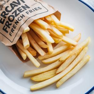  Frites Surgeles - fruits et légumes pour l'ouverture prochaine d'une fabrique de pommes de terre surgelés en très grosses quantités,  cherchons clients pour l'achat de containers de frites. nous pouvons proposer--des frites 6/6,  9/9,  10/10,  10/18,  quartier,  roast potatoes,  pommes dollar,  avec peau et sans peau. tou