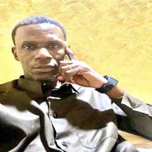  Partenariats - poissons je suis jeune s&eacute;n&eacute;galais qui s'active dans l'import export --dans le secteur halieutiques &agrave; la recherche de partenaires sur et fiable ,  capacit&eacute; d'avoir tous les esp&egrave;ces que &ccedil;a soit congel&eacute; ou frais ou fum&eacute; quel quand soit la destination --merc