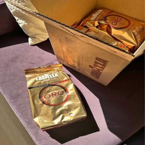  Lavazza Qualita Oro Kg Coffee Beans - coffee cocoa tea lavazza qualita oro 1 kg coffee beans with a unique taste lavazza blue capsules fresh stock. these high quality beans are perfect for coffee lovers looking for a special touch in their cup. lavazza qualita oro is one hundred percent arabica well known to every italian coffee lover. the success 
