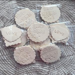  Biscuits De Baobab - fruits secs et graines grillées nous avons des succulentes friandises au baobab,  des biscuits de baobab africains fabriqués artisanalement. dès la première bouchée,  le biscuit de baobab fond en bouche avec une combinaison parfaite de saveurs sucrées,  salées et aigres. la texture croustilla