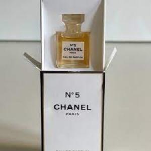 Chanel No 5 Eau de parfum for sale  - other chanel no 5 eau de parfum 1, 5 ml 0.05 fl.oz. mini perfume for sale please contact for more details we sell in bulk and small quantities please contact us for more details such as sales and payment term and delivery options--we also offer free delivery for every purchase
