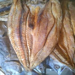  Poissons Séchées: Fumées Ou Salées Ou Non - poissons bonjour;--nous sommes une entreprise exportatrice sise à  madagascar. nous cherchons des grands clients sérieux pour exporter des poissons séchées salé ou non  de très bonne qualité dont +1.8kg la pièce pour la morue et +150g pour la tilapia.--