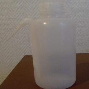  Lot De 5000 Flacons Pissettes 500 Ml - huiles stock de 5000 flacons pissette 500 ml id&eacute;al pour conditionnement de produits &agrave; dosage pr&eacute;cis conditionn&eacute; par paquet de 6 pi&egrave;ces 5 palettes 0.50 cts pi&egrave;ce 0.30 5000 