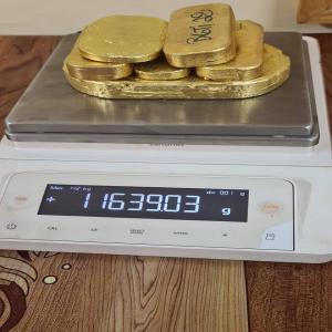  Lingots D'or - métaux nous sommes des artisans miniers,   nous sommes à la recherche d'un acheteur potentiel d'or pour un contrat de long terme.--