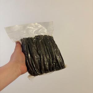  Vanille D'ouganda - épices aromates vanille ---vanille planifolia bourbon ( 14   22cm)---humidité 30%---vanilline 3.2 %---arome intense----vanille pour extrait ----humidité - 25%---vaniline 3.2%-----destinée à l'industrie de la confiserie et à la production d extraits--poudre de vanille--caviar de va