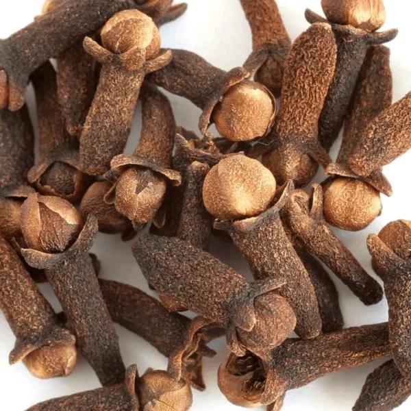  Cloud De Girofle - épices aromates bonjour, --nous sommes sises à madagascar.--nous sommes fournisseurs et exportateur des epices aromates. aussi ,  nous vous proposons des cloud de girofle de qualité,  trié. --prix 4100euro la tonne cif--type d'emballage sac de 50kg de chaque--mode de paiement virement bancaire soi