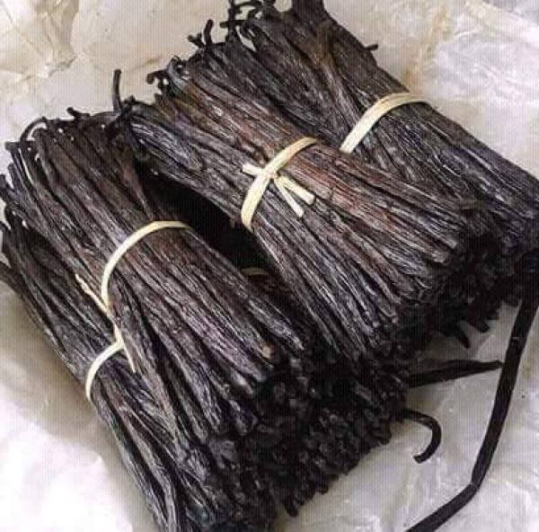  Gousses De Vanille Pas Cher - épices aromates bonjour à tous.--je vous propose des gousses de vanille de madagascar de très bonne qualité au prix compétitif de 5000 euros la tonne soit 5 euros le kilo.--nous pouvons vous proposer également la vanille en poudre au meme tarif.--si vous etes intéress&eacut