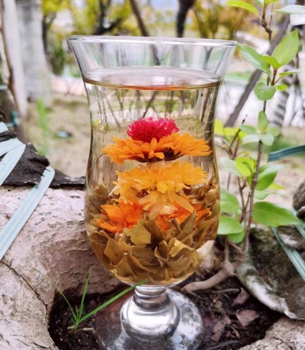  Fleurs De Thé Thé Fleurit - café cacao thé nous sommes producteurs de fleurs thé aussi appelées thés fleurits celles-ci se constituent de boules de feuilles thés,  renfermant différents agencements de fleurs,  qui une fois infusées vont s'ouvrir et révéler toute leur beauté. produi