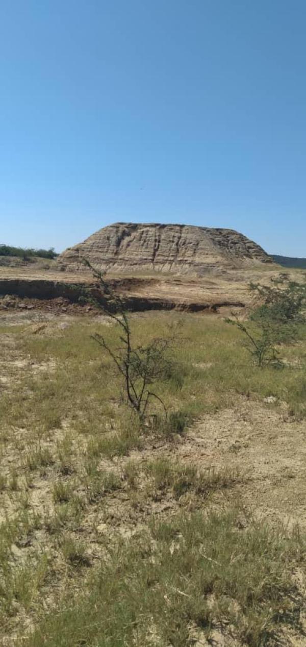  Gold Mine Zimbabwe To Sale - mine land concession we are selling a gold mine located in zimbabwe .all licences , autorisations , official documents are disponible.--study of soils and source quantites (gold, copper) also . pofitable  project for professional peoples and investors. current owner is french .--curious people please refrain ----best regar