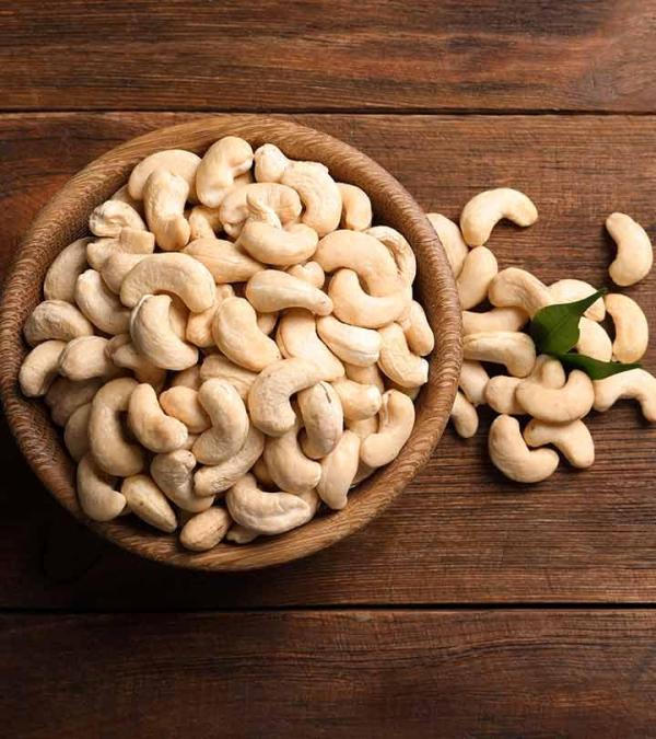  Raw Cashew Nuts - roasted seeds and nuts raw cashew nuts for sale.--origin  tanzania--all grade  --good quality. --many quantity. --price 4400usd per mt. --interested,  please contact me. ----
