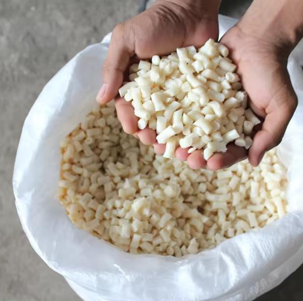  Soap Noodles 8020 Tfm 78% Laundry Soap Noodle -  advertising new products soap noodles 8020 78% tfm snow white --soap noodles 9010 72% tfm snow white --natural white noodles ( tom noodles high glycerine)--soap noodles 9010 78% off white/ natural white--soap noodles 9010 76% off white/ natural white--soap noodles 9010 74% off white/ natural white--soap noodles 9010 72% off