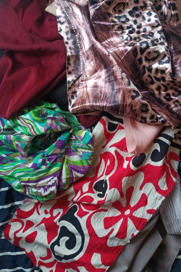  Vendre Déchets Textiles 100% Polyester - hygiene entretien contenu d&eacute;chets textiles 100% polyester (propres post industriels) disponibles en alg&eacute;rie pour l’export. quantit&eacute; environ 30 tonnes/mois (1 conteneur 40 pieds) approvisionnement hebdomadaire possible prix comp&eacute;titif – id&eacute;al pour le recyclage ou la r&ea