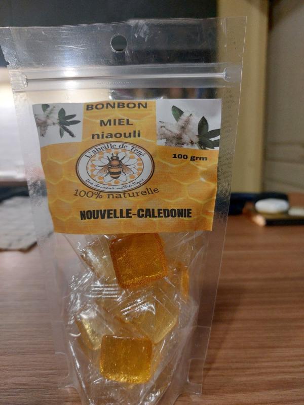  Cherche Distributeurs Grossistes - produits sucrés bonjour, --je suis artisan confiseur basé en nouvelle-calédonie et je fabrique des bonbons durs artisanaux à base de miel local pur et de niaouli (plante endémique médicinale).--mes produits sont 100 % naturels,  sans colorant ni conservateur,  et emballés indi
