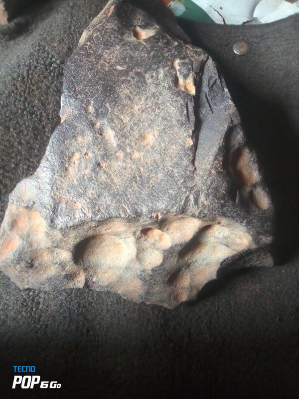  Météorites Du Cameroun - pierre roche salut &agrave; tous ,  je suis &agrave; la recherche des acheteurs des m&eacute;t&eacute;orites,  je dispose de plusieurs types de m&eacute;t&eacute;orites dont ( lunaire,  martienne...) d'une quantit&eacute; de plus de 50 kg  disponible sur yaound&eacute;. pour plus d'informations veuillez contacter l