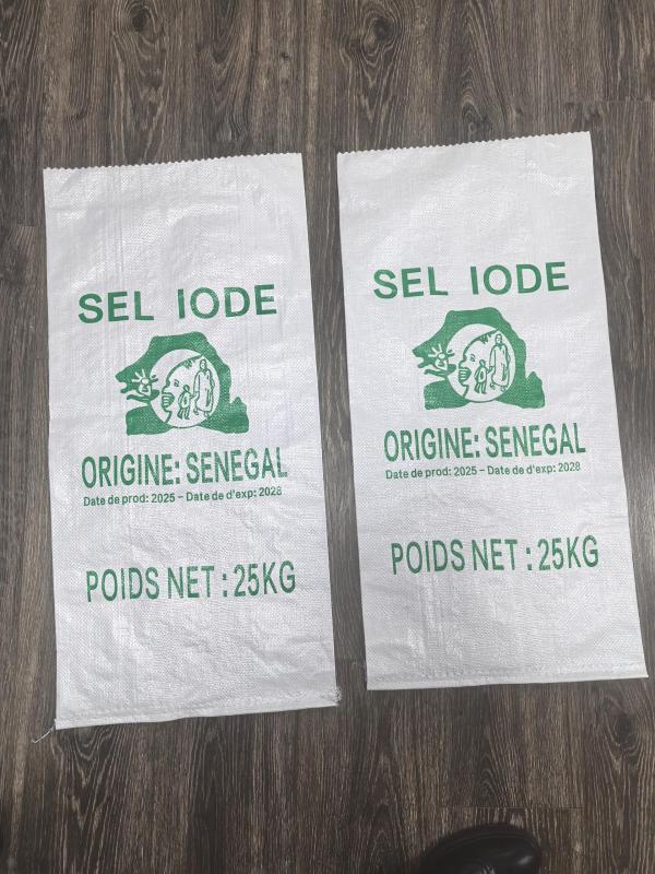  Des Sac Pp De 25kg - conditionnement  je vends des sacs pp de 25 kg pour sel iod&eacute; par balle de 1000 pi&eacute;ces .possibilit&eacute; de fabriquer d'autres types de sac sur mesure