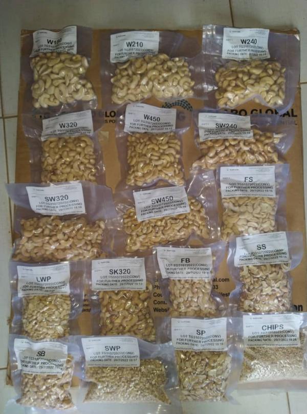  Offre D'amande Blanche De Cajou - other voil&agrave; les tarifs des amandes grades 	 prix fob/kg ww 180 	 5142 ww 240 	4762 ww 320 	4508 ww 450 	4191 sw    	4001 ssw   	3051 puk1	   2517 puk2	   2327 ktw   	3024 fs    	3241 ss    	2771 lwp  