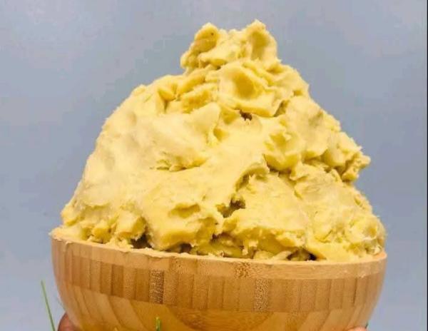  Noix Brutes De Karité - fruits secs et graines grillées nous disposons de noix brutes de karit&eacute; ainsi que du beurre de karit&eacute; naturel. tout client d&eacute;sireux pourra nous contacter afin d'obtenir plus d'informations.