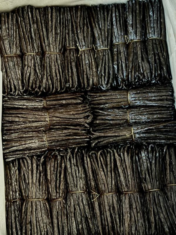  Vente Des Gousses De Vanille - épices aromates vanille bourbon de madagascar qualit&eacute; gourmet noir taille 14cm 70 kilos disponible en france &agrave; 110€ le kilo livraison gratuite partout en france et en europe.