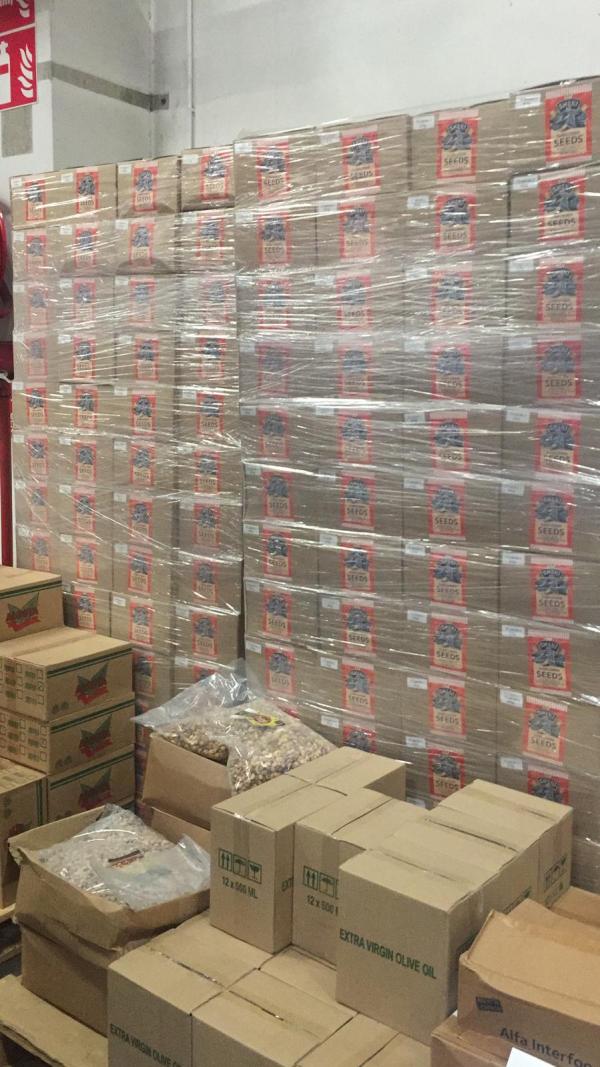  Tous Produits Alimentaires Et Non Alimentaire - autres  je suis commercial depuis des ann&eacute;es en france et europe ( je vie en france ) j'ai une large carnet d'adresses des grossistes en france et en europe . je cherche des entreprises qui d&eacute;sirent vendre leurs produits et marchandise dans union europ&eacute;enne . pour conna&ici