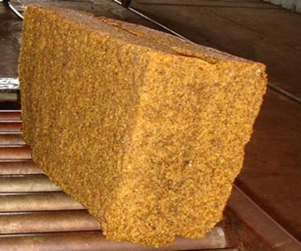  Caoutchouc Naturelle - Industrie exploitation caoutchouc naturelle 500 tonnes disponible pour export . prix 600€ la tonnes expedition possible lieu d'expedition cameroun.