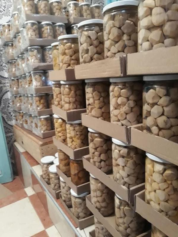  Truffes Marocaines Conservées - conserve semi conserve nous sommes une societ&eacute; d'exportation des aliments frais et conserv&eacute;s nous disposons d' un stock de truffes conserv&eacute;es de la r&eacute;gion du sahara marocaine variet&eacute; ( chaayrya et nahayssya ). type d'emballage bo&icirc;te en verre 