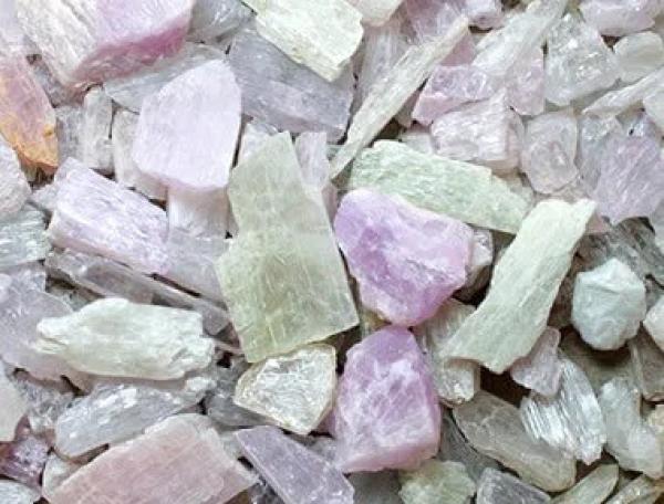  Achat Minerai Lithium Lithium Ore Purchase - mine land concession achat de minerai de lithium / lithium ore purchase   product     lithium ore.   quantity     50 000 mt tons of trial order and 200 000 mt x 12 months (2 400 000 mt + 50 000 mt = 2 450 000 mt total) with potential for increased volume.   contract period  12 mont
