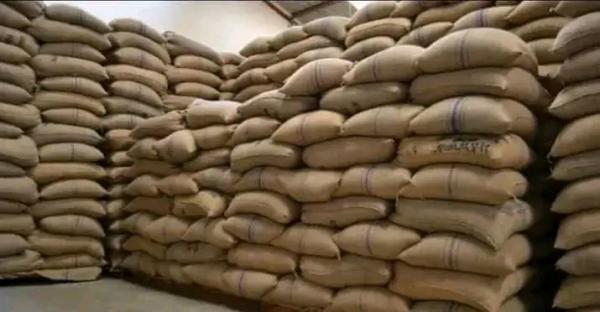  Stock De Cacao Disponibles Au Cameroun - café cacao thé *vente de cacao en gros - cameroun & international*  --nous proposons du cacao de qualité en gros,  directement du producteur au cameroun. que vous soyez acheteur local ou international,  nous sommes prets à répondre à vos besoins avec sérieux et rapidité.  --