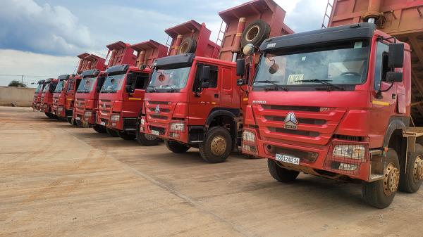  Recherche De Plus 100 Camions Pour Location - mine terrain concession recherche de plus de 100 camions avec les propri&eacute;taires de camions s&eacute;rieux le contrat de transport c'est de la bauxite sur une distance de 115 km aller pour 2 voyages jours &agrave; boffa en guin&eacute;e la prise en charge du logement et le carburant sur le site minier le 
