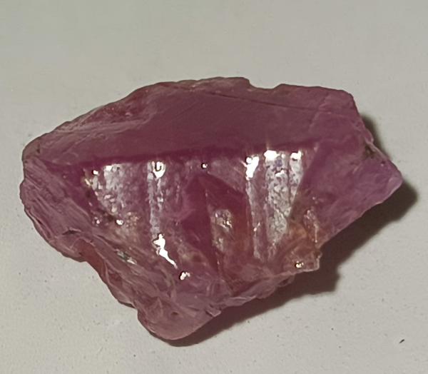  Vente Des Pierres Précieuses Brutes - pierre roche  1 pierre de saphir padparadscha brute non chauff&eacute;e. disponible surplace &agrave; lubumbashi haut katanga r.d.congo.