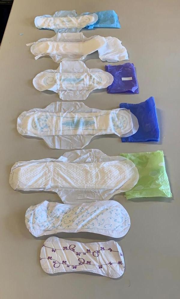  Serviette Hygiénique Qualité, Grade - hygiene entretien nous sommes une soci&eacute;t&eacute; commerciale sp&eacute;cialis&eacute;e dans le secteur d'activit&eacute; du commerce de gros (commerce de d&eacute;tail) d&eacute;stockage produits d'hygi&egrave;ne alimentaires et bazar. nous vendons en gros de nombreux produits essentiels de la vie courante