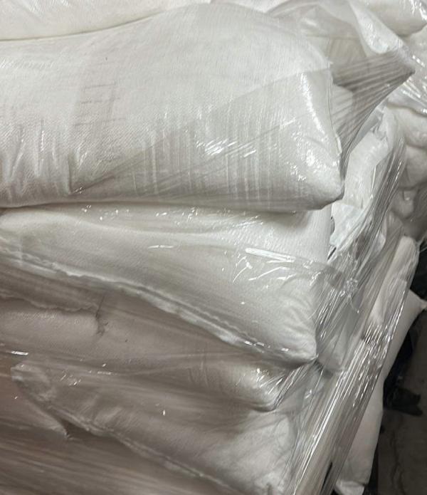  Icumsa 46 - sweet a partir de 12.500 mt prix 450/490 usd mt cif / suivant destination et mode de paiement ! prix sujet &agrave; variation ! procedure 1. buyer issues loi to seller mandate agent issues sco 2. buyer agrees to all terms in sco and sends back signed copy 3. buyer issue icpo + verifiable and curre