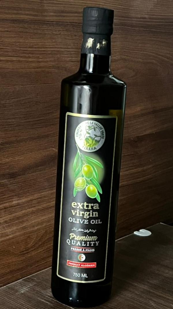  Huile D'olive Algerienne - huiles  nous somme societe d'export et huilerie en algerie nous vous propose notre huile d'olive vierge ou vierge extra de bonne qualite. 