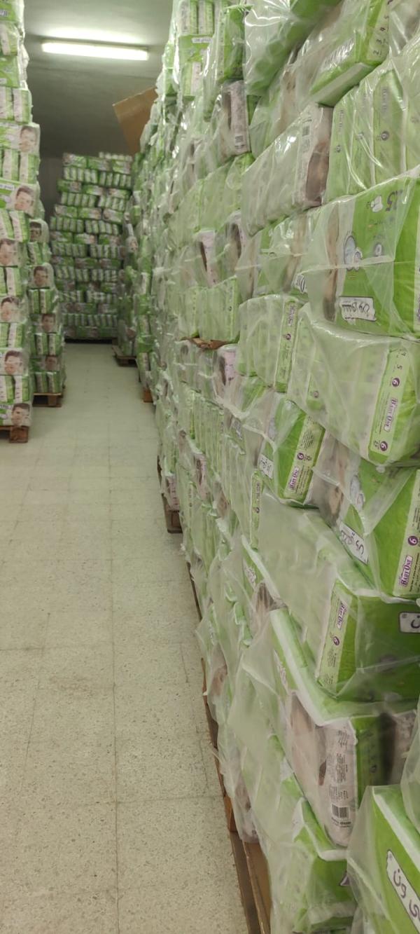  Grand Stock De Couches Liquider - hygiene entretien stock important &agrave; d&eacute;stocker,  disponible en diff&eacute;rentes tailles,  conditionn&eacute;es en paquets.--taille 6 - 2 100 box × 125 pcs = 262 500 pcs--taille 5 - 1 400 box × 150 pcs = 210 000 pcs--taille 3 - 100 box × 175 pcs = 17 500 pcs--taille 2 - 90 box × 200 pcs = 18 000 pcs--  to