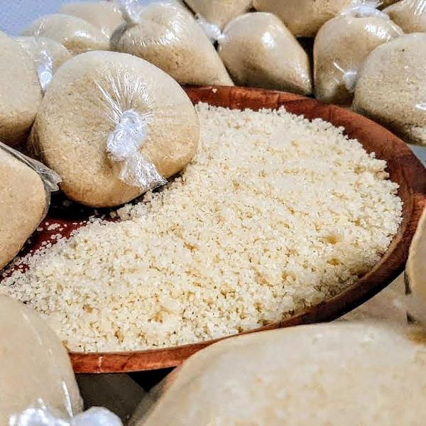  Fournisseur Bon Attieké (semoule De Manioc) - féculents nous fournissons du bon attiéké de côte d ivoire,  préparé selon le savoir-faire local. nous exportons vers tout pays,  avec un conditionnement sécurisé et une livraison fiable jusqu au client. partenariats et commandes disponibles.