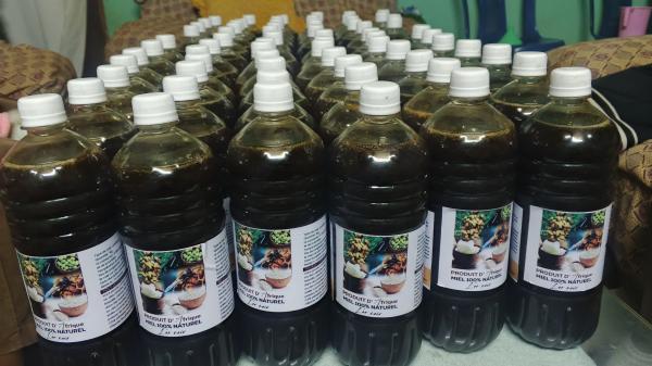  Miel 100% Naturel 1l 4000 Fcfa - produits sucrés bienvenue sur produits d'afrique nous faisons dans la commercialisation des produits suivants miel l'huile de s&eacute;same l'huile de neem beurre de karit&eacute; beurre de cacao 