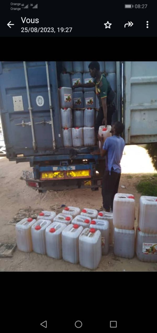  Vendre Huile Végétale En Ttc Dakar - huiles un conteneur d'huile v&eacute;g&eacute;tale est disponible &agrave; dakar en ttc bidons 20 litres transparents. prix 16500 fcfa. pas s&eacute;rieux ne pas d&eacute;ranger !