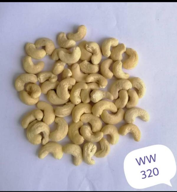  Noix De Cajou '' - fruits secs et graines grillées nous sommes une société spécialiste dans la domaine de noix de cajou décortiquer de toutes les qualités nécessaires nous disposons pour les clients sérieux faites vos demandes pour etre satisfait merci.. 