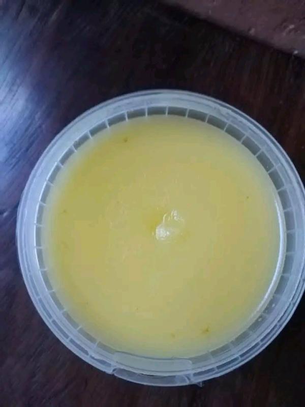  Beurres Végétaux - hygiene entretien nous disposons de plusieurs types de beurres v&eacute;g&eacute;taux pour soins capillaires - beurre mangue ,  beurre aguaje,  beurre ricin ,  beurre papaye ,  beurre hibiscus,  beurre ch&eacute;b&eacute;,  beurre olive etc...--n'h&eacute;sitez pas &agrave; nous contacter pour plus d'informations.