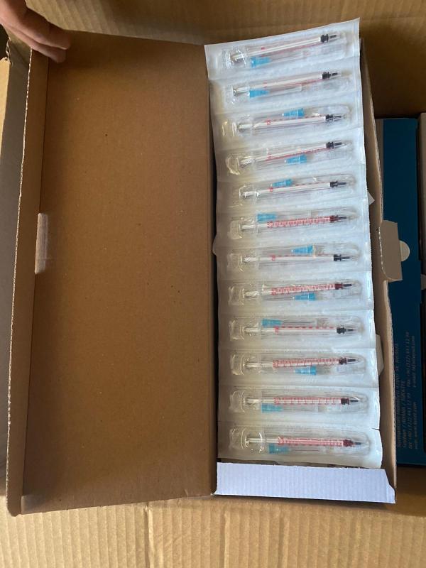  Liquidation: Seringues Aiguilles 1ml/23g - hygiene entretien liquidation totale a moindre prix de mon stock disponible imm&eacute;diatement de seringues et aiguilles (set complet 3 en 1) en format 1ml 23g aux normes ce avec attestation de conformit&eacute; ce selon la directive europ&eacute;enne mdd 93/42/eec iso 13485 2016 et avec test report (tout documen
